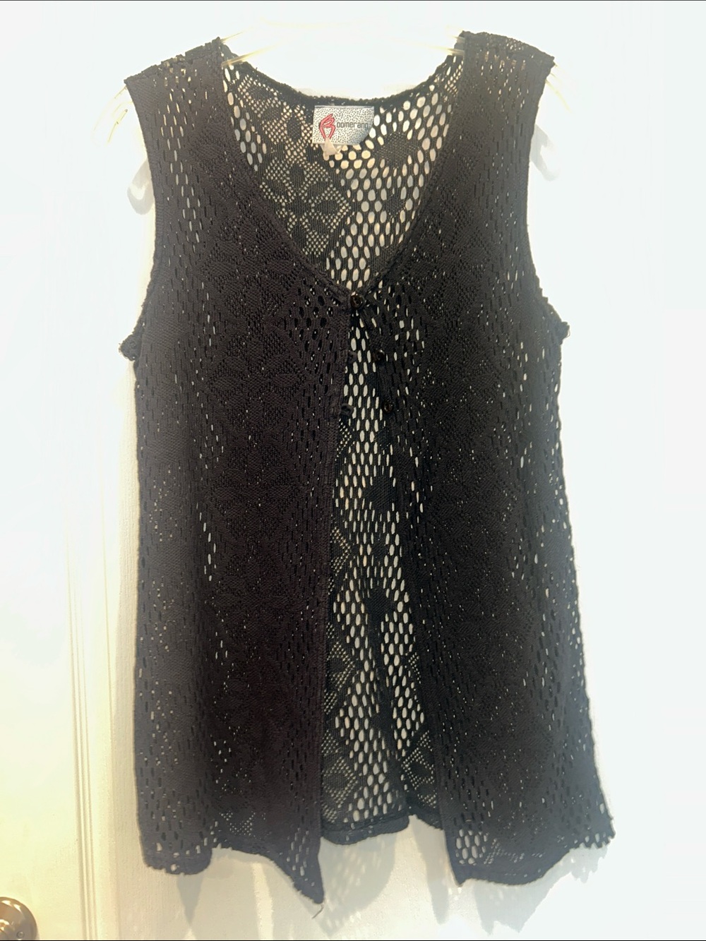 Vintage gorgeous 3 tiny Button-Front Crochet Knit Vest black medium